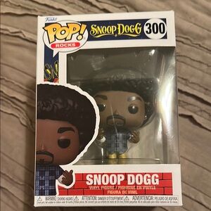 Funko Pop! Rocks Snoop Dogg in Blue and Yellow box 300